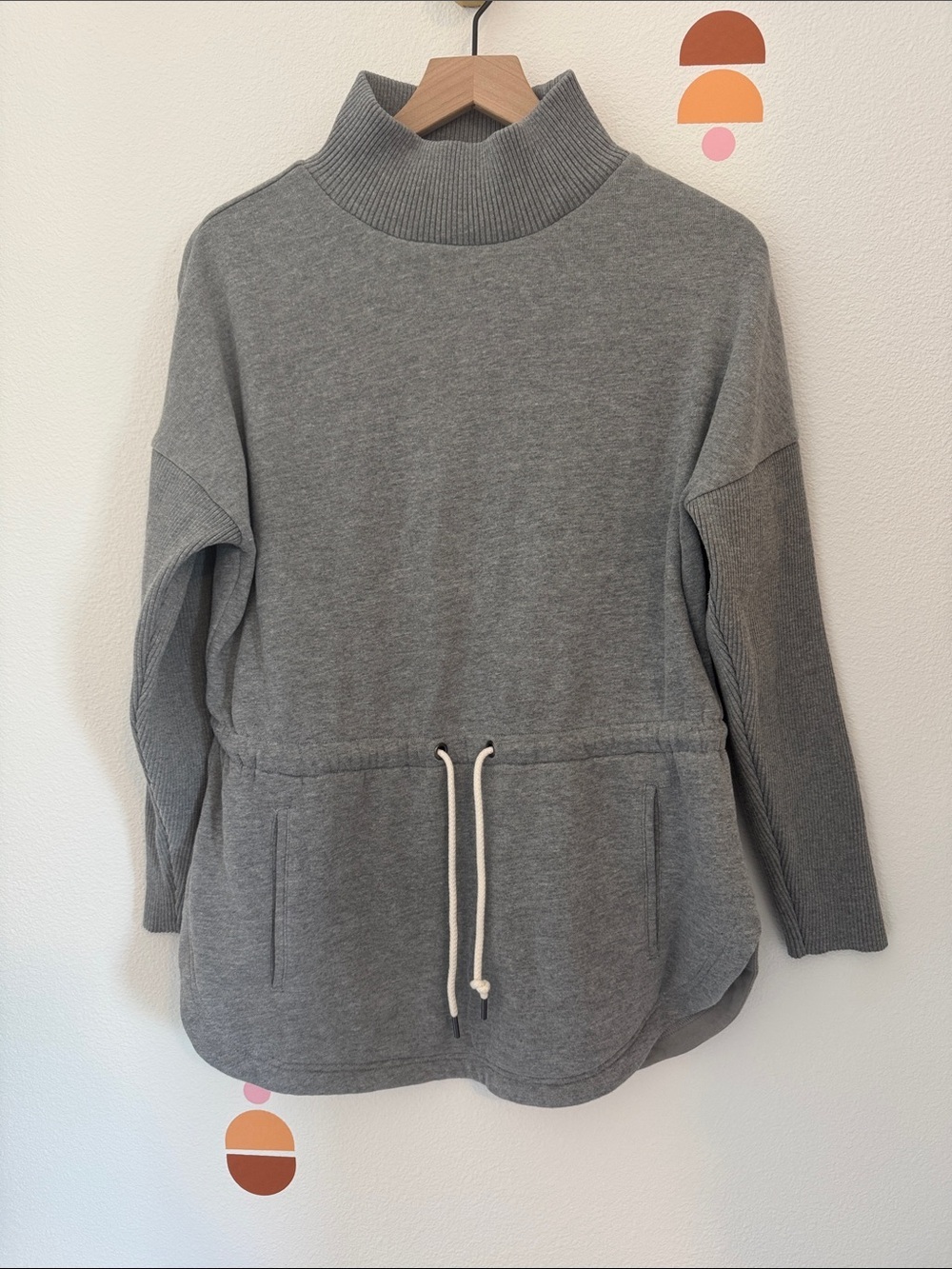 Lou & Grey Light Gray Ribbed-Neck long sleeve romper N0038